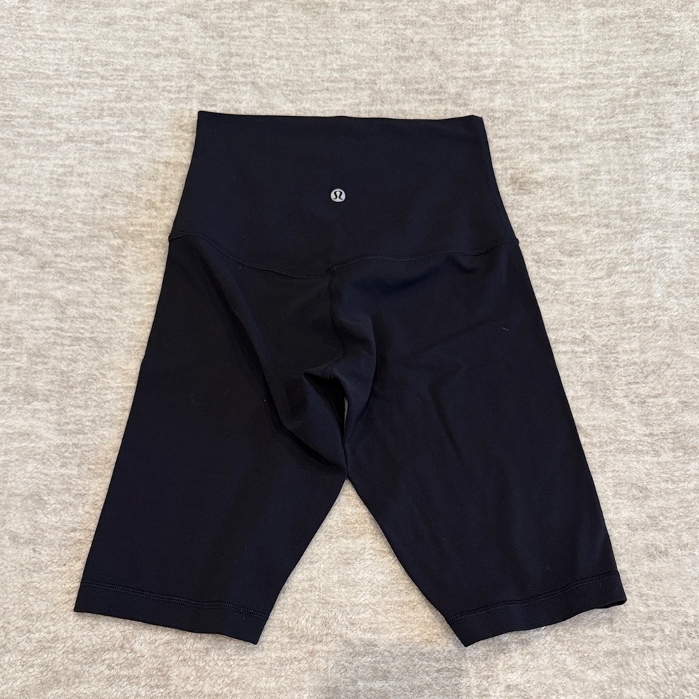 Black Lululemon biker shorts